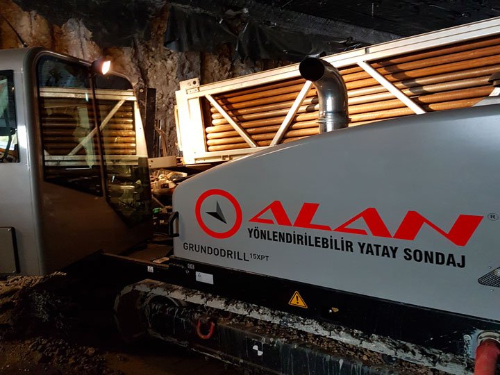 HALKALI YARIMBURGAZ KAVŞAĞI ALT GEÇİTİ YAĞMUR SUYU KANALI YATAY SONDAJ